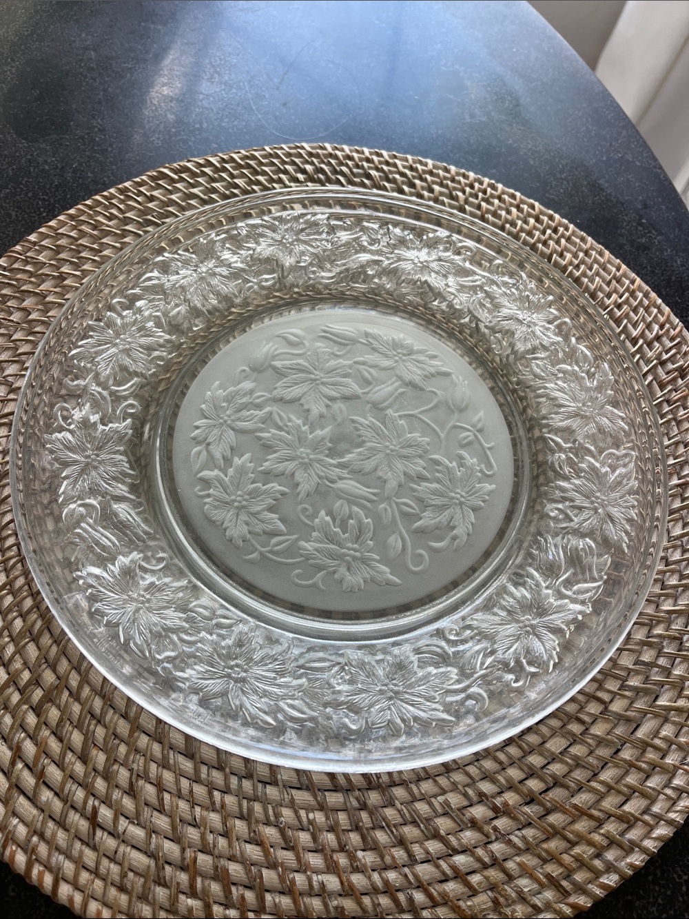 Set of 3 Princess House Fantasia crystal frosted poinsettia 10" dinner plates